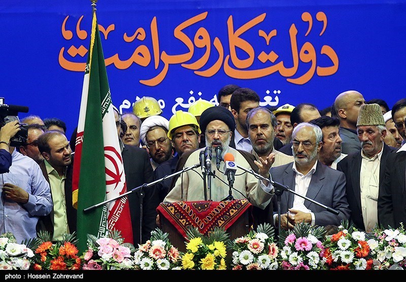 دولت روحانی از عملکردش به مردم گزارش بدهد و عصبانی هم نباشد/ بین &quot;حقوق مردم&quot; و &quot;چپاول‌گران&quot; دیوار می‌کشم