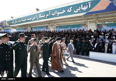 Leader Attends Graduation Ceremony at Imam Hussein (AS) University