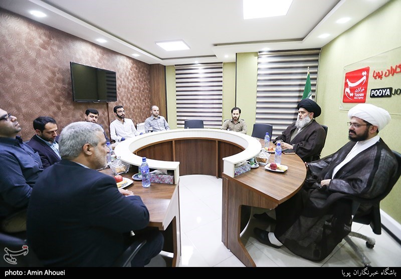 بازدید حجت الاسلام مومنی از باشگاه خبرنگاران پویا