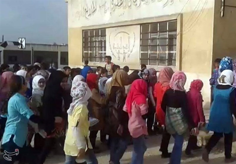 Students in Syria’s Besieged Towns Continue to Receive Education (+Photos)