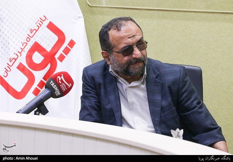 مجتبی شاکری:شورای شهر سیاست محرمانه سازی را کلید زده است