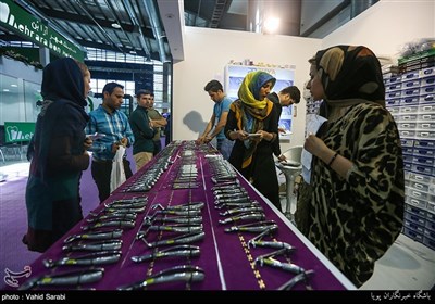 Int’l Expo of Medical, Dental Equipment Underway in Tehran