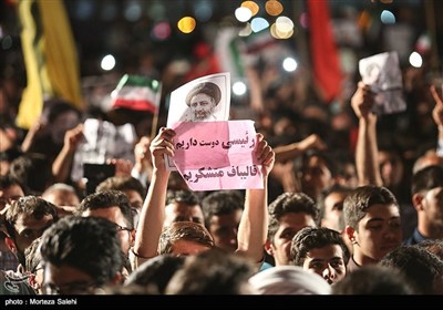 Presidential Candidate Raisi Continues Electioneering in Isfahan