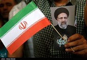 بالفیدیو.. رئیسی بین مئات الآلاف من أنصاره فی طهران