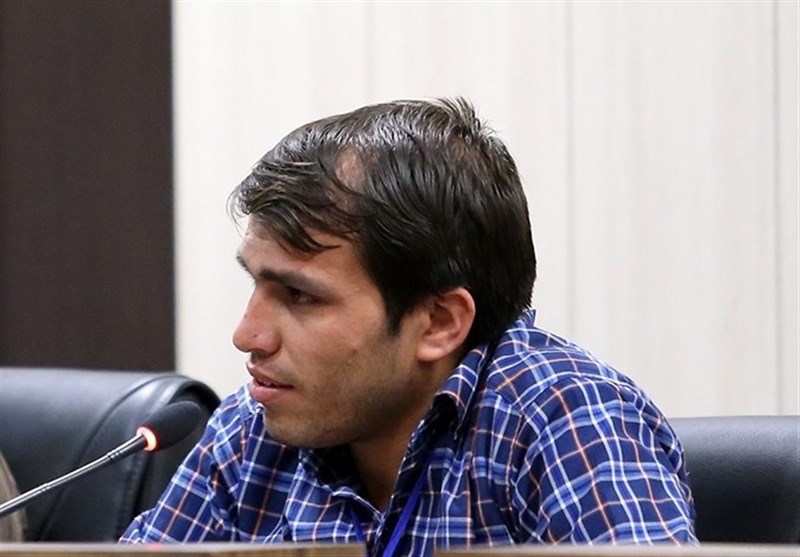 مردم باید مطالبه‌گر حقوق روستاها از شورا باشند