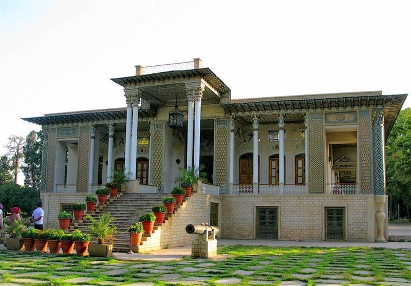 Afif-Abad Garden: A Beautiful Historical Garden in Iran&apos;s Shiraz