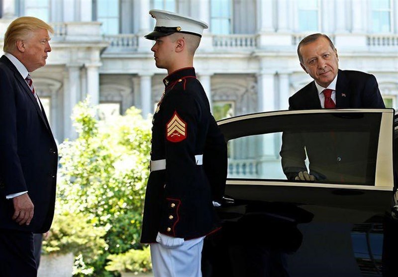 دیدار کوتاه ترامپ و اردوغان، گویای ادامه اختلافات طرفین
