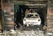 تصاویر / حریق در کارگاه تولیدی 2 خودرو را سوزاند