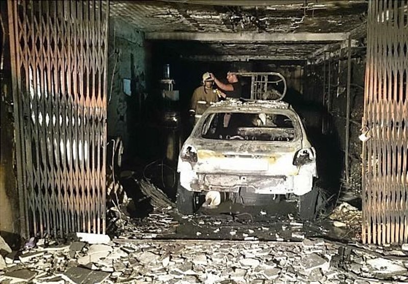 تصاویر / حریق در کارگاه تولیدی 2 خودرو را سوزاند