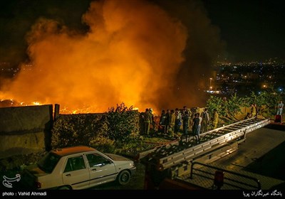 حریق گسترده ضایعات در شرق تهران