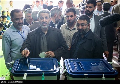 حضور سردار غیب‌پرور رئیس سازمان بسیج مستضعفین پای صندوق رای