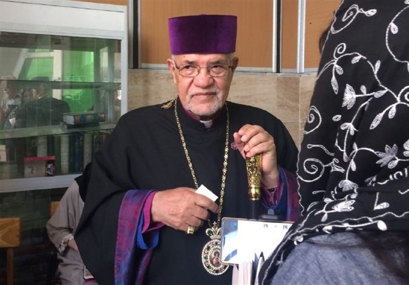 اسقف اعظم ارامنه: مشارکت بالای مردمی تحسین ملت ایران در دنیا را به همراه دارد