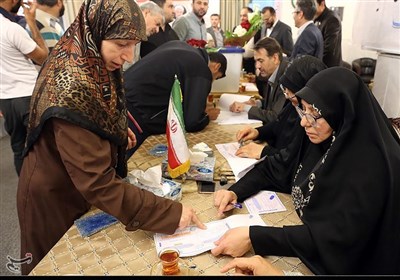 Iranian Nationals in Syria Casting Ballots to Elect Next President (+Photos)