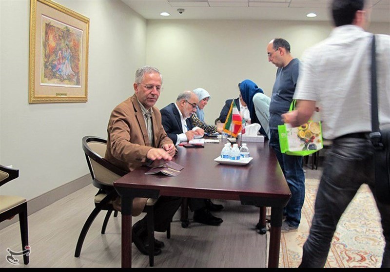 Iranian Expats in US Going to Polls to Pick Next President (+Photos)