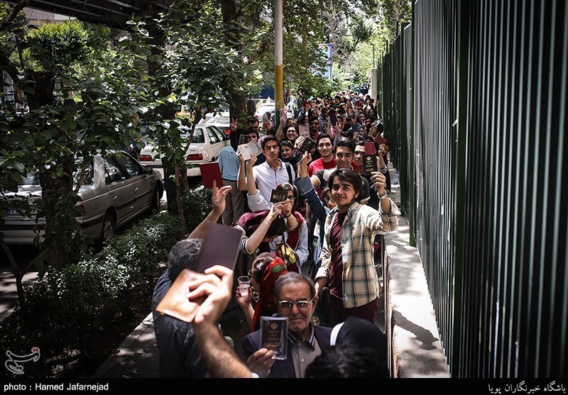 Turnout in Iran Election Surpasses 50%, Voting Extended Again