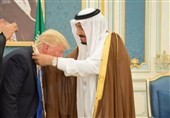 هدایای پادشاه عربستان به ترامپ؛ از عبای تزئین شده به سنگ‌های قیمتی تا کشتی تفریحی