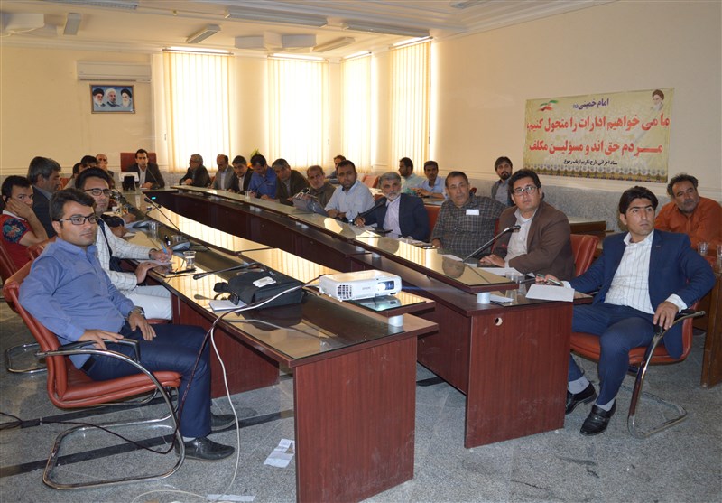 نشست بررسی اعتراض تعدادی از کاندیداهای شورای شهر دهدشت نسبت به شمارش آرا برگزار شد+تصویر