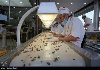 گز سوغات شیرین اصفهان