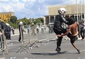 ارتش برای سرکوب معترضان در برزیل وارد عمل شد