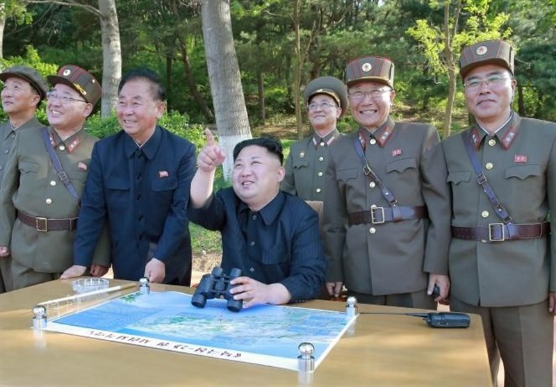 دستور رهبر کره شمالی برای تولید بیشتر موتور و کلاهک موشکی