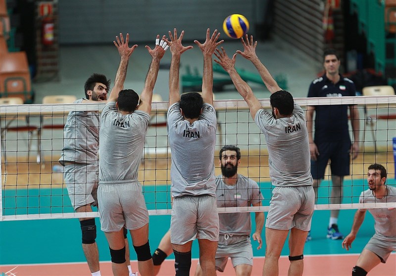 آخرین تمرین تیم ملی والیبال ایران همزمان با پایان تمرین لهستان برگزار شد