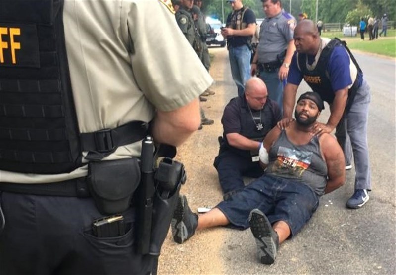 Man Arrested after Sheriff&apos;s Deputy, 7 Others Shot in Mississippi