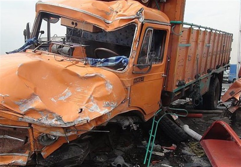 تصادف کامیون با سواری تیگو 2 کشته و یک مجروح بر جای گذاشت