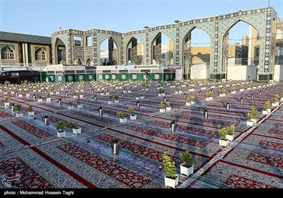 Imam Reza (AS) Shrine Hosts Ramadan Iftar in Mashhad