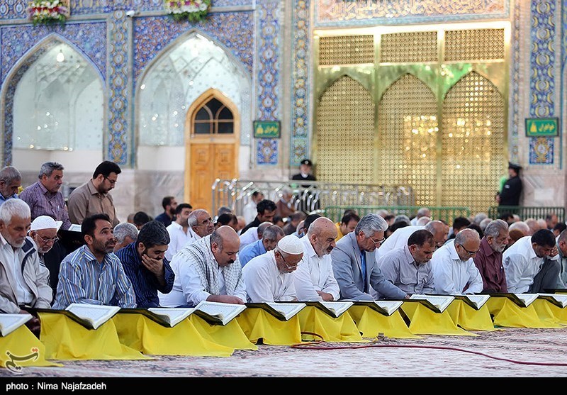 Photos: Pilgrims recite Quran at Imam Reza shrine in Mashhad