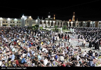 رمضان المبارک میں امام رضا علیہ السلام کا دسترخوان