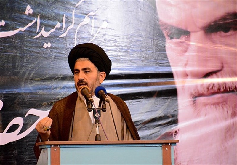 امام‌جمعه ارومیه: همه توطئه‌های استکبار جهانی علیه ایران در 40 سال اخیر شکست خورده‌اند