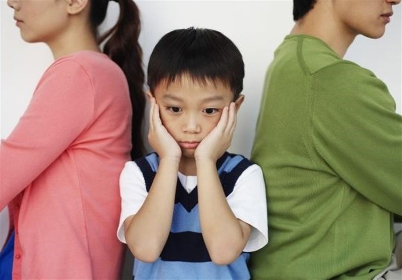 How Parents&apos; Separation Impacts Adult Kids