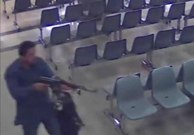 فیلم دوربین‌های مداربسته از لحظه اولین درگیری تروریست‌ها در مجلس