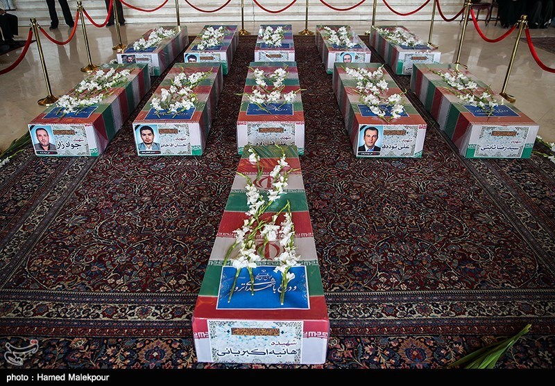 خانواده شهدای حملات تروریستی تهران تحت پوشش بنیاد شهید قرار می‌گیرند