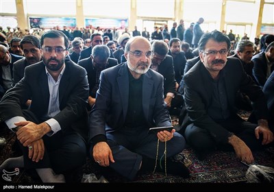 عبدالعلی علی‌عسگری رئیس سازمان صدا و سیما در مراسم وداع با پیکر شهدای حادثه تروریستی تهران