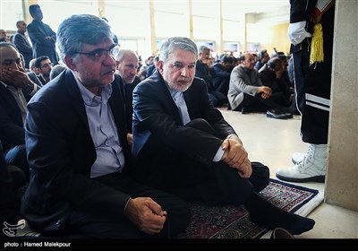 سیدرضا صالحی امیری وزیر فرهنگ و ارشاد اسلامی در مراسم وداع با پیکر شهدای حادثه تروریستی تهران