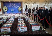 قرائت فاتحه بر پیکر شهدای حادثه تروریستی تهران  توسط حجت‌الاسلام حسن روحانی رئیس جمهور