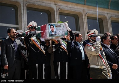 تشییع پیکر شهدای حادثه تروریستی تهران در مجلس