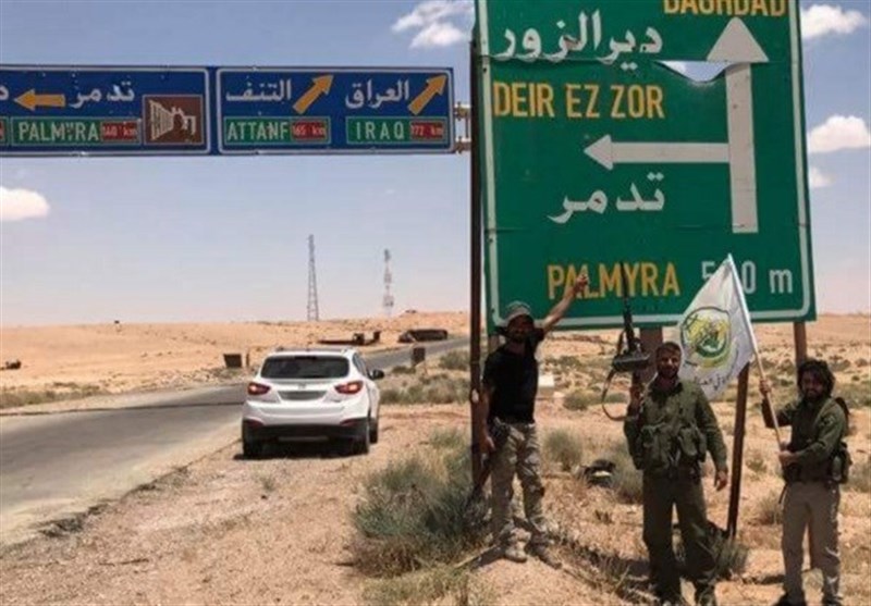 أهداف الجیش السوری بعد الوصول إلى حدود العراق.. ماذا خسرت أمریکا؟