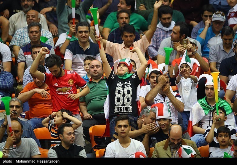 حضور رایگان و آزاد بانوان ورزشکار برای تماشای بازی والیبال ایران و کره