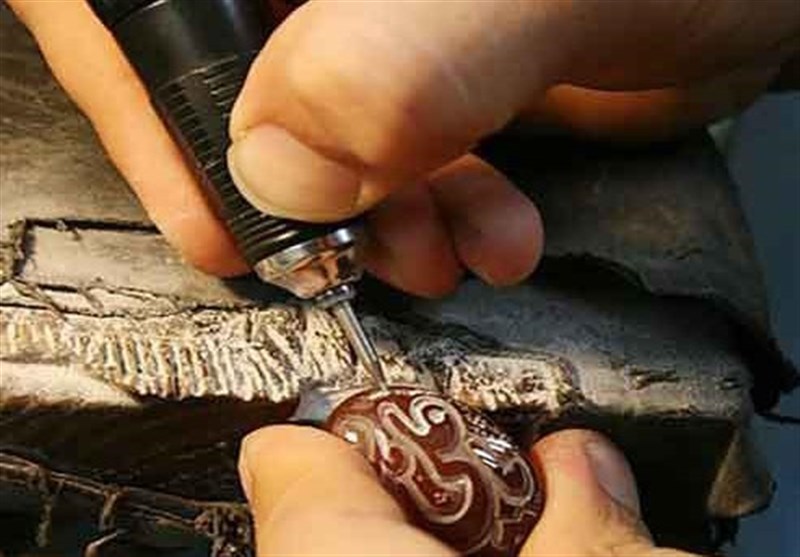 گنجینه هنر خاتم شیراز در نمایشگاه صنایع دستی رونمایی شد