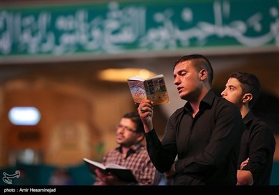 People Mark Laylat al-Qadr in Hazrat Masoumeh's Holy Shrine