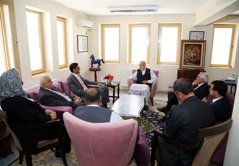 درخواست ریاض و قاهره از حامد کرزی برای حمایت از موضع عربستان علیه قطر