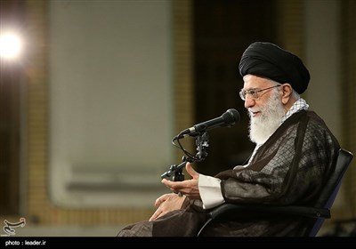 Families of Iranian Martyrs Meet Ayatollah Khamenei 