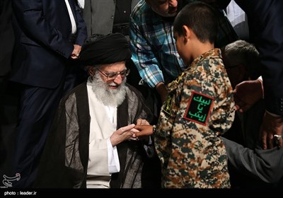 Families of Iranian Martyrs Meet Ayatollah Khamenei 