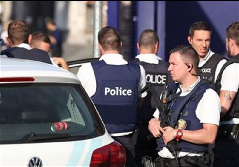 برسلز میں پولیس نے فائرنگ کر کے خودکش حملہ آور کوہلاک کر دیا