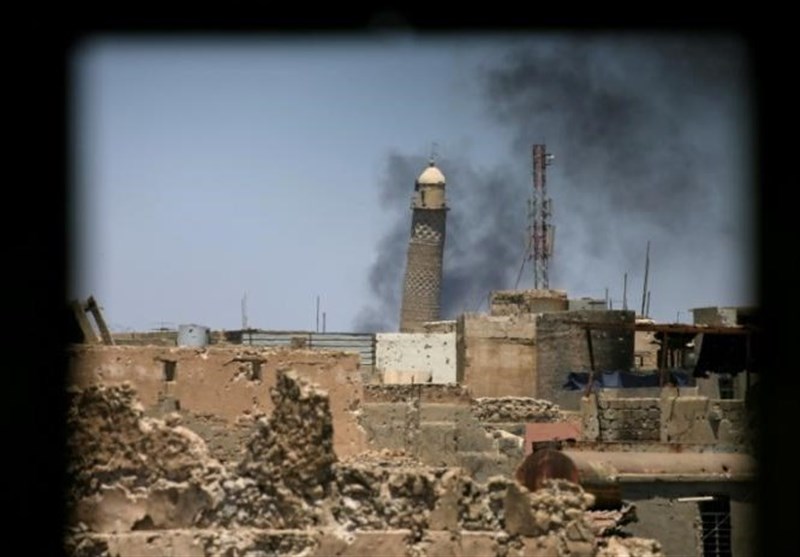 الامن العراقی: داعش یفجر جامع النوری والمئذنة الحدباء+ فیدیو