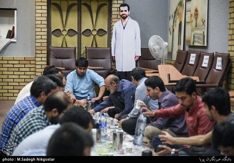 افطاری جبهه فرهنگی انقلاب اسلامی
