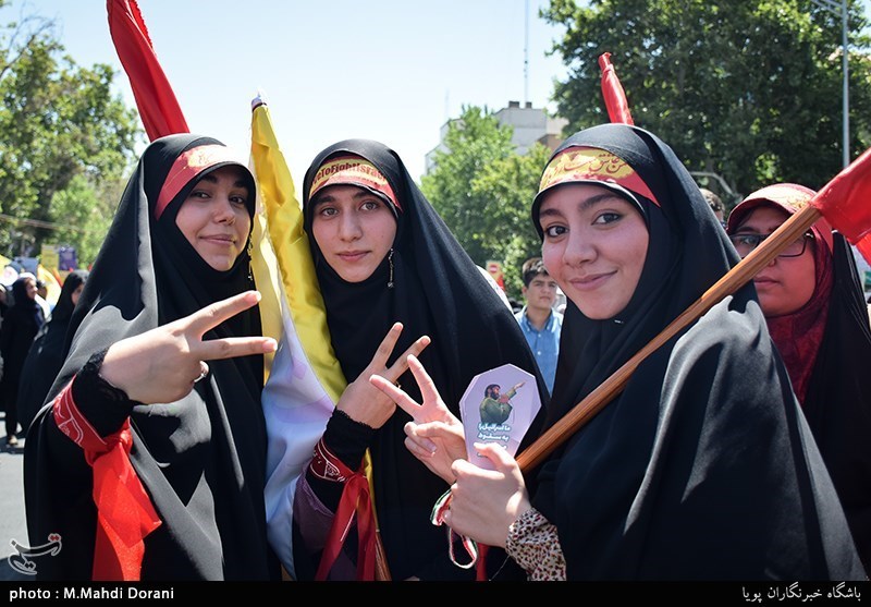 Women at Quds Day rally