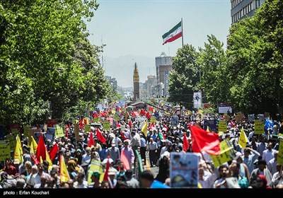 بالصور.. مسیرة یوم القدس العالمی فی طهران